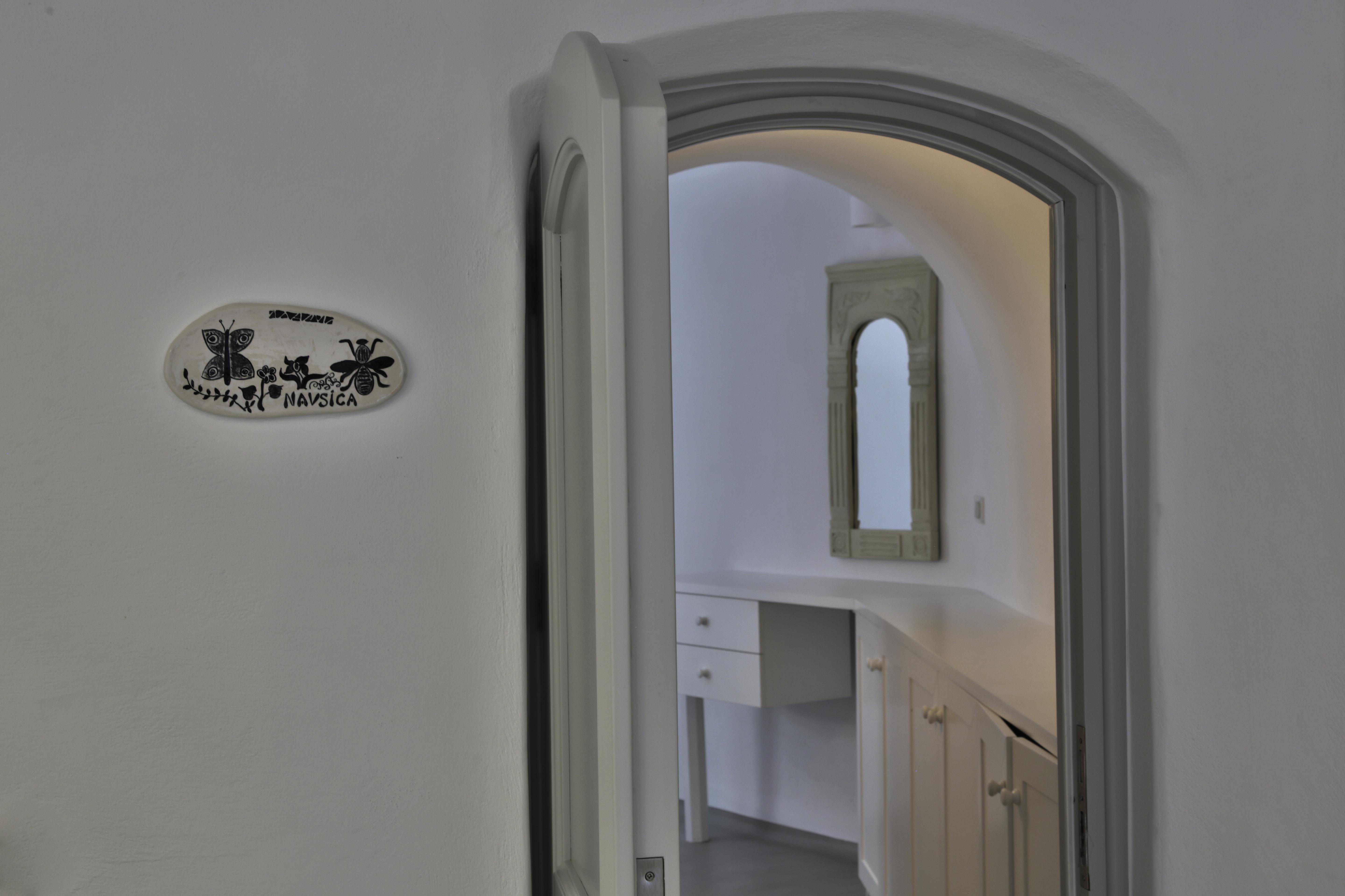 Trieris Villa & Suites Fira  Dış mekan fotoğraf