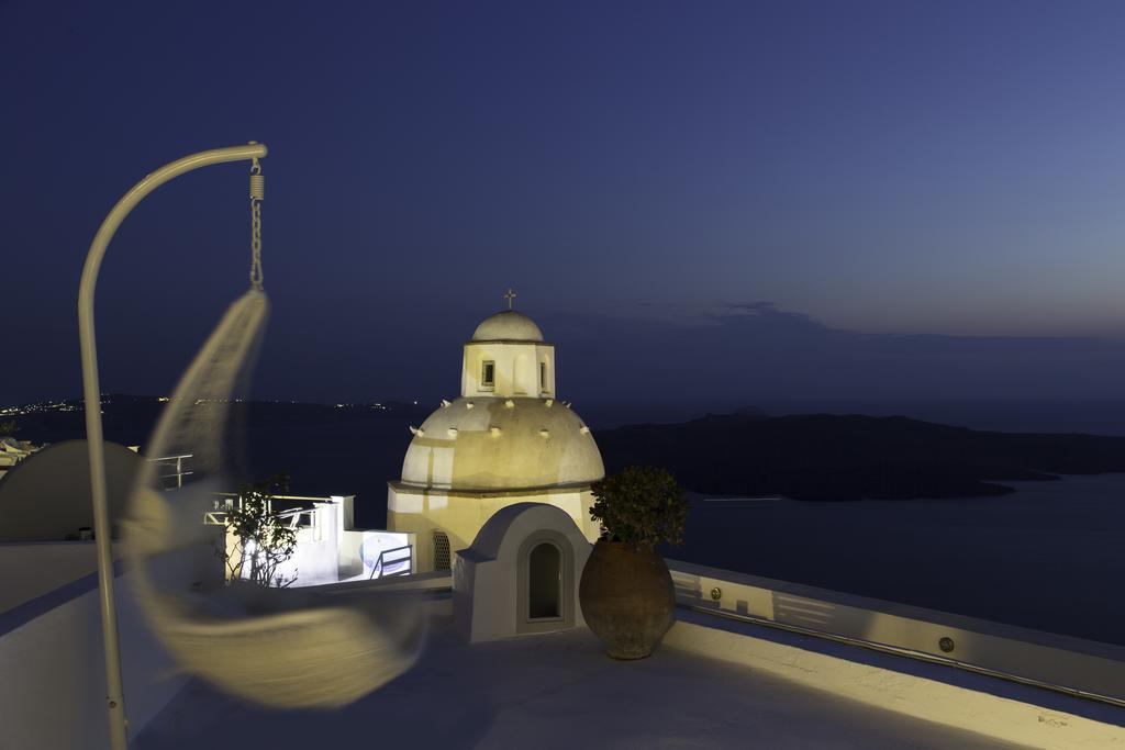 Trieris Villa & Suites Fira  Oda fotoğraf