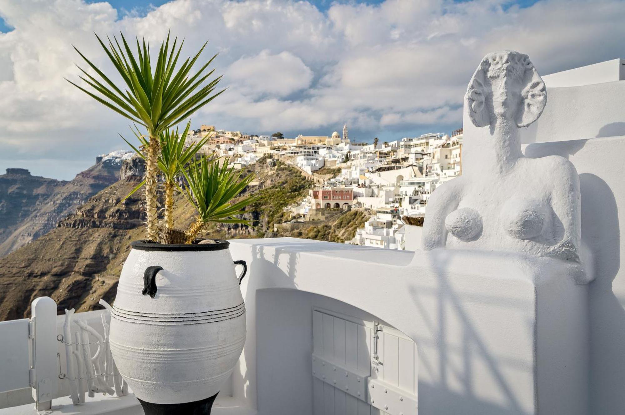 Trieris Villa & Suites Fira  Dış mekan fotoğraf