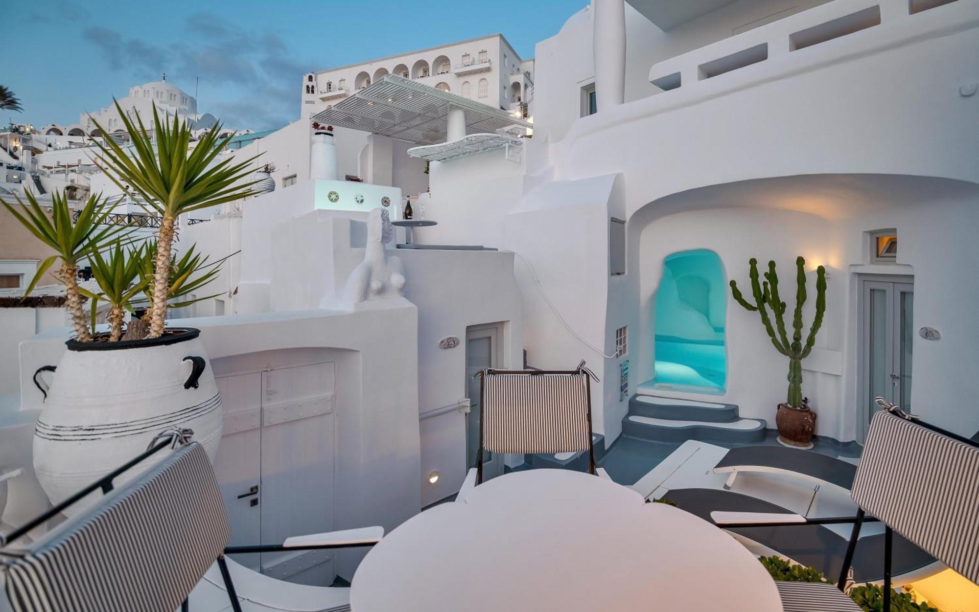 Trieris Villa & Suites Fira  Dış mekan fotoğraf