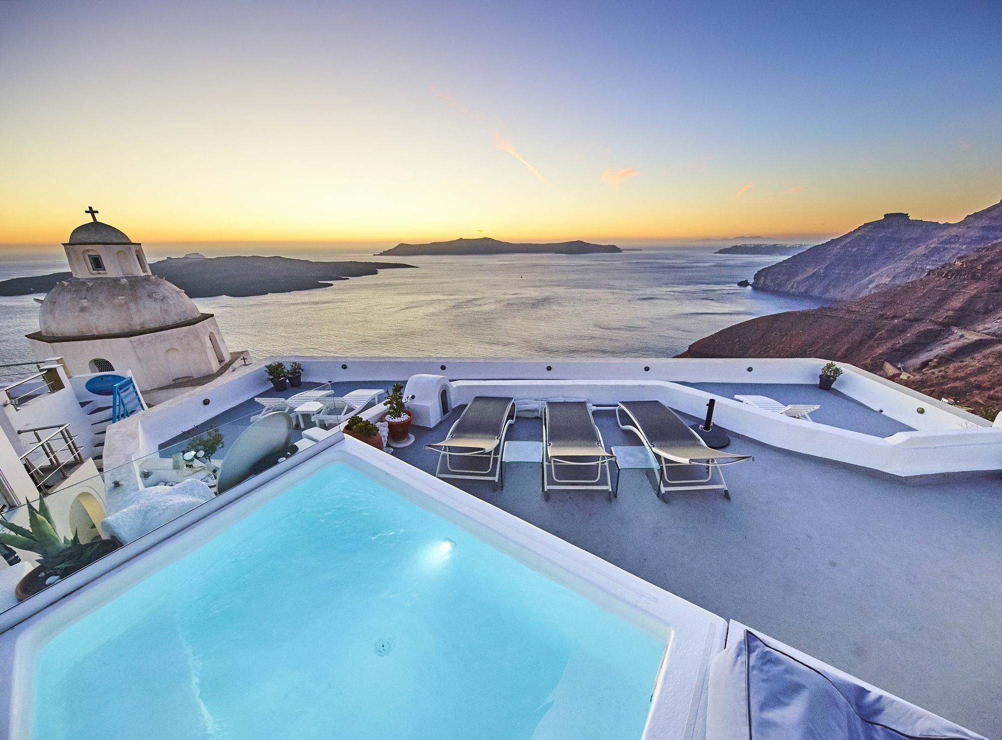 Trieris Villa & Suites Fira  Dış mekan fotoğraf