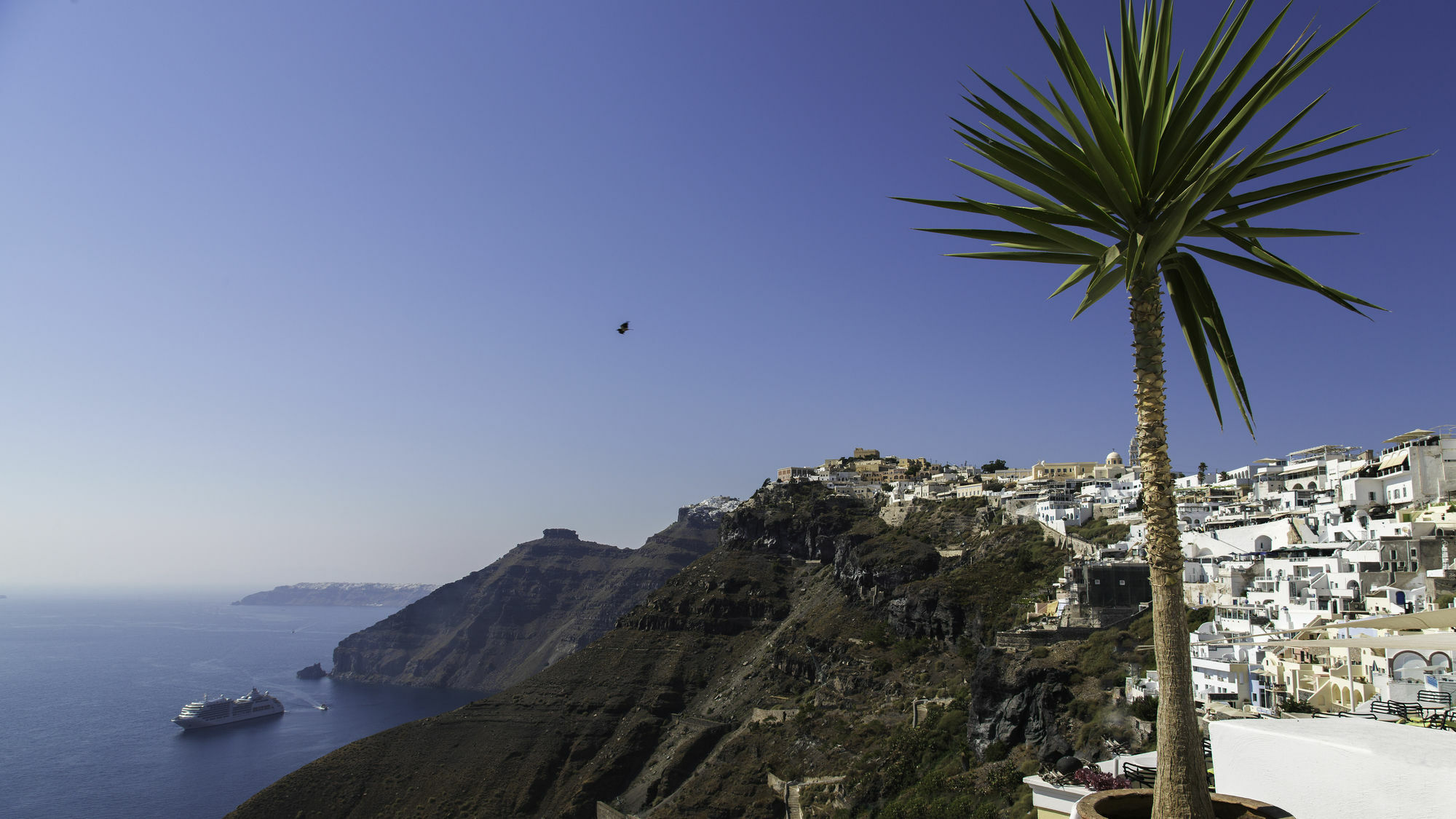 Trieris Villa & Suites Fira  Dış mekan fotoğraf